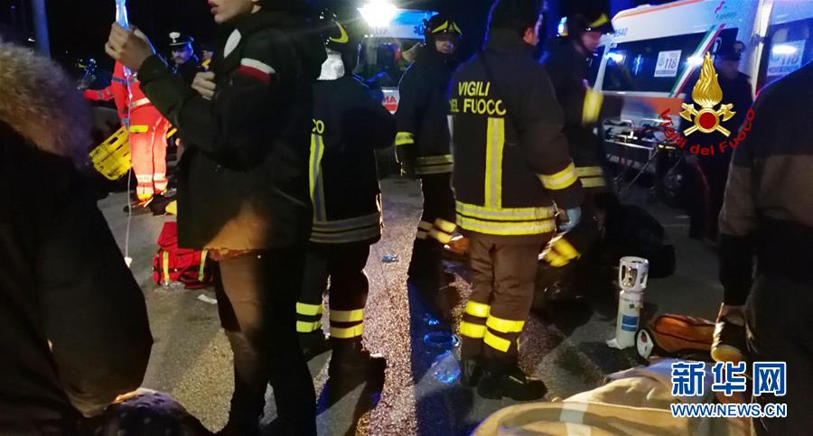 嫌疑人天津街头“狂飙”逃跑 民警被拖行10余米后将其制服